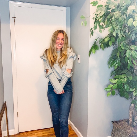 NWT! Very J Long Sleeve Cotton Crewneck with Ruffles - Picture 5 of 12